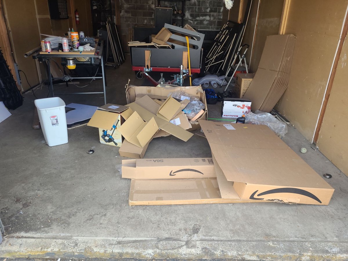 14 x 30 storage unit in Portland, OR