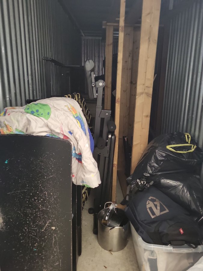 5 x 18 storage unit in Orlando, FL