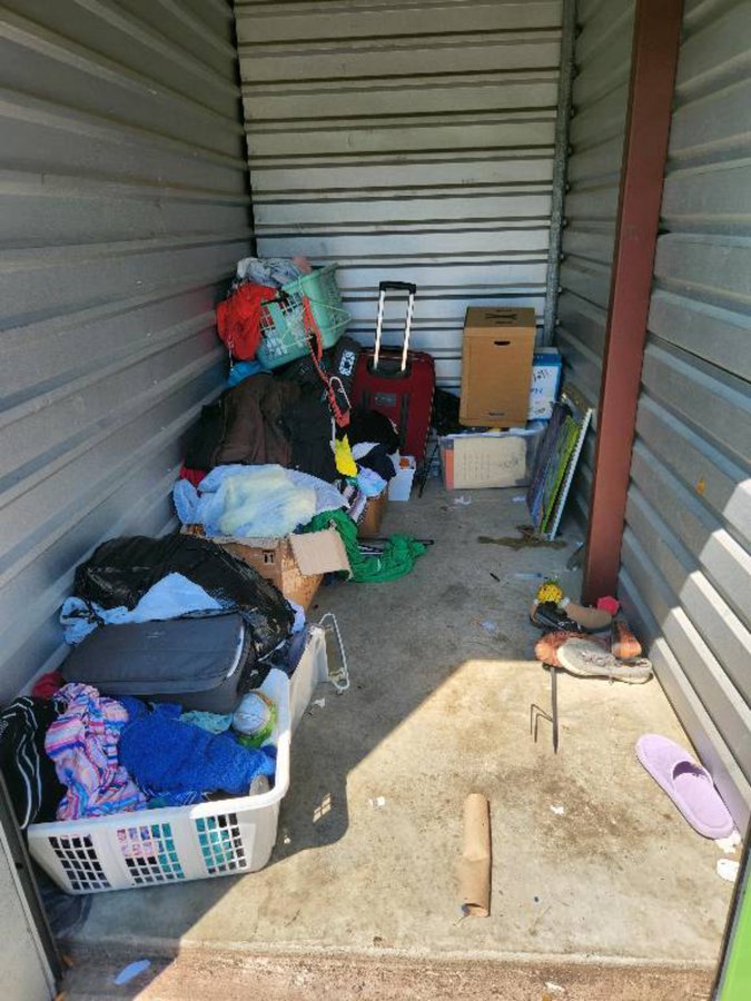 5 x 10 storage unit in St Louis, MO
