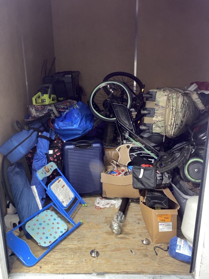 10 x 10 storage unit in Phoenix, AZ