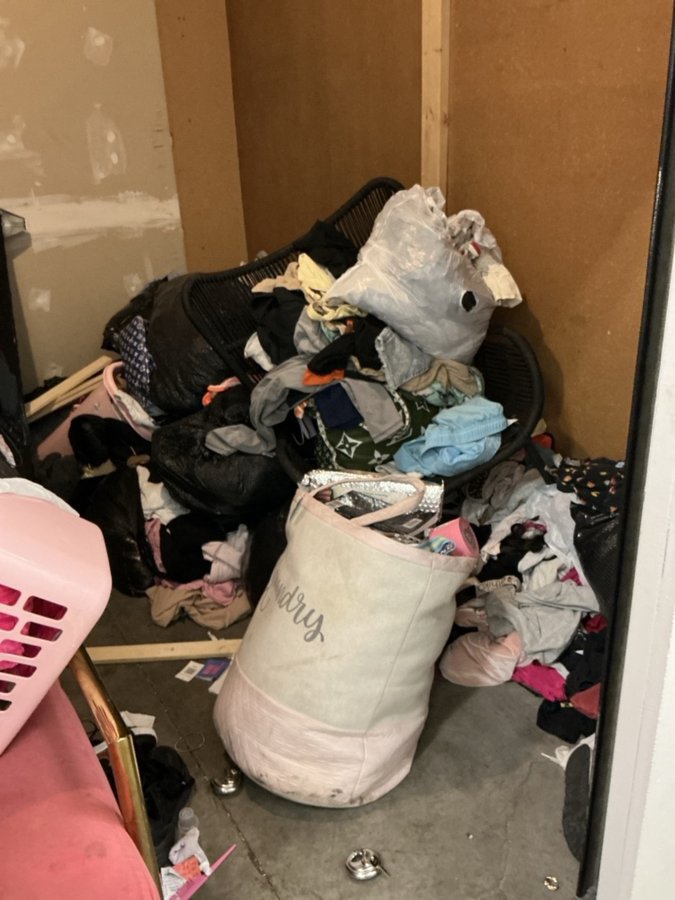 10 x 10 storage unit in Las Vegas, NV
