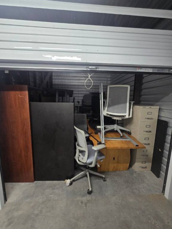10 x 13 storage unit in Charleston, SC