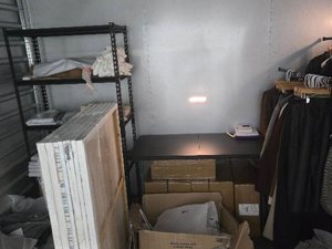 10 x 10 storage unit in Los Angeles, CA