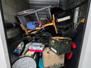 5 x 8 storage unit in Los Angeles, CA