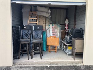 10 x 10 storage unit in Houston, TX