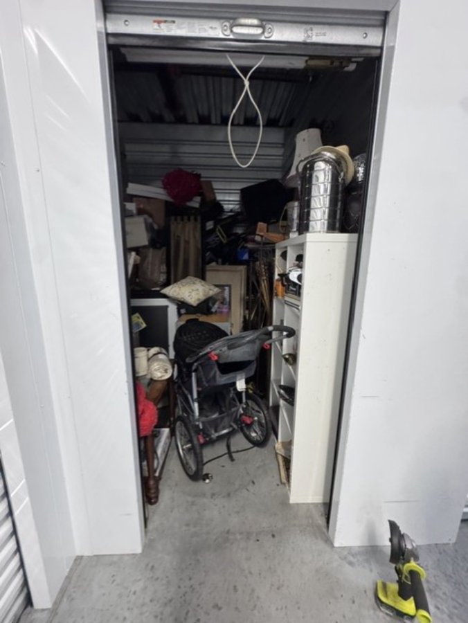 10 x 20 storage unit in Melbourne, FL