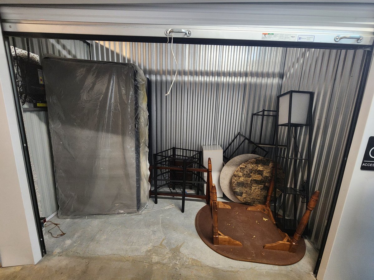 10 x 5 storage unit in Raleigh, NC