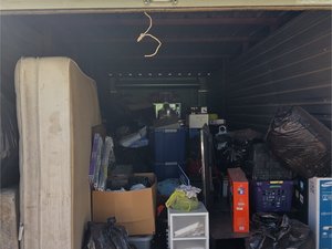 10 x 30 storage unit in Athens, TX