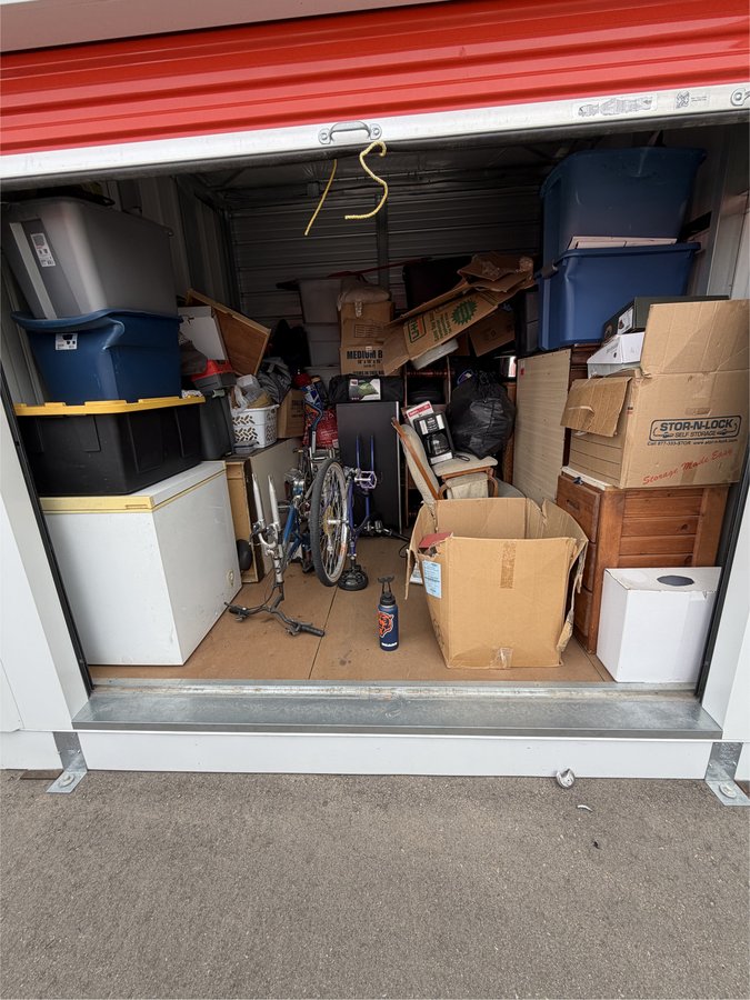 10 x 10 storage unit in Meridian, ID