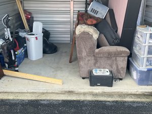 10 x 10 storage unit in Radcliff, KY