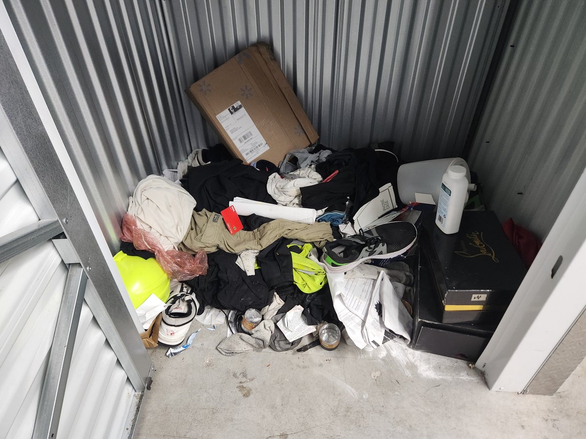 4 x 3 storage unit in North Miami, FL