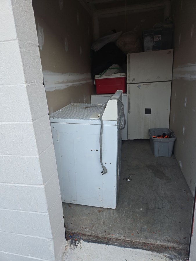 5 x 10 storage unit in Rockingham, NC