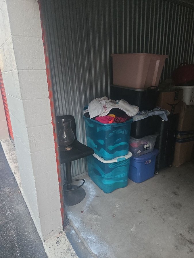 10 x 20 storage unit in Rockingham, NC