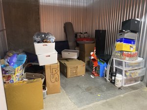 10 x 10 storage unit in Phoenix, AZ