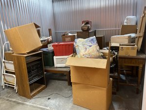 10 x 10 storage unit in Phoenix, AZ