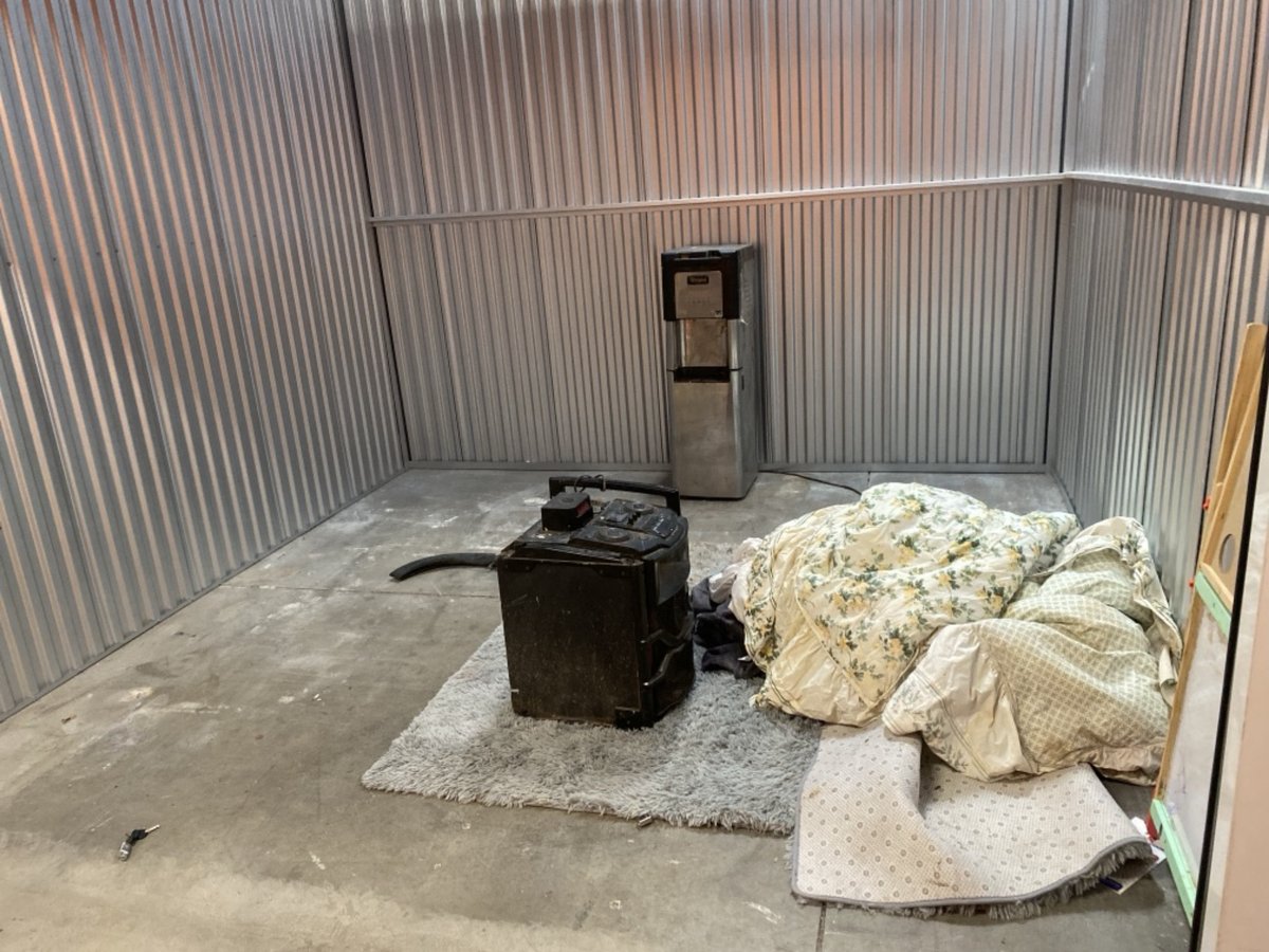 10 x 10 storage unit in Phoenix, AZ