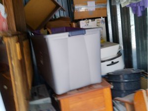 5 x 10 storage unit in Des Moines, IA
