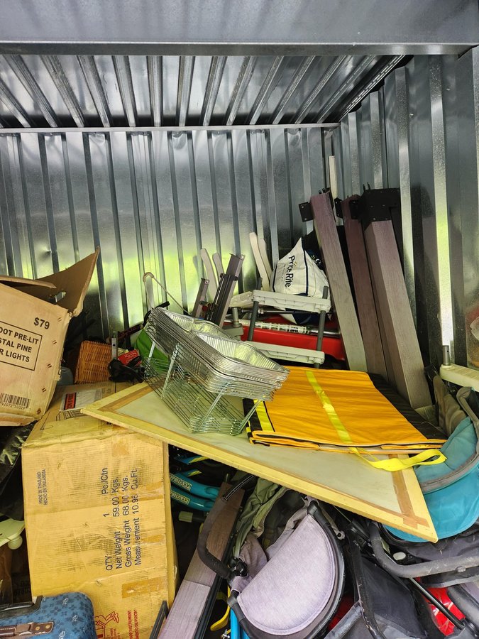 10 x 10 storage unit in Plainville, CT