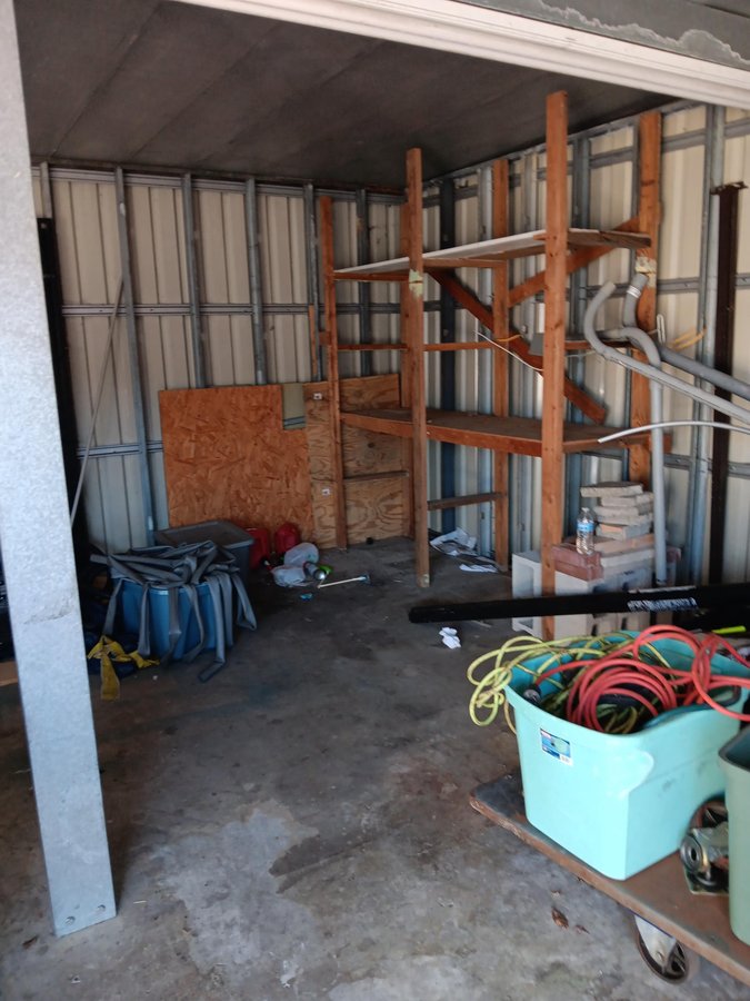 20 x 20 storage unit in Jacksonville, NC