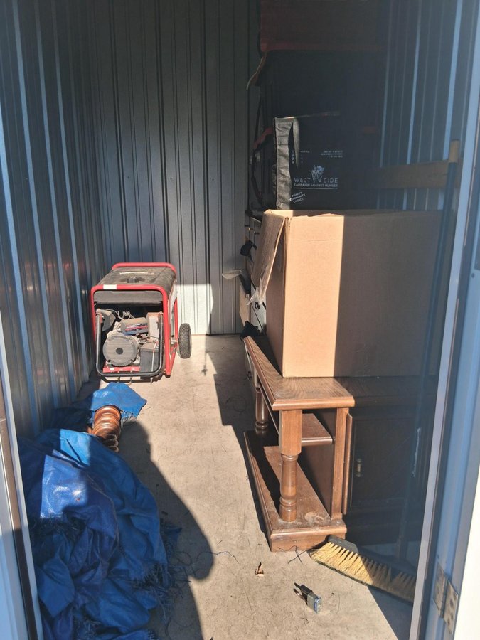 5 x 10 storage unit in Genoa City, WI
