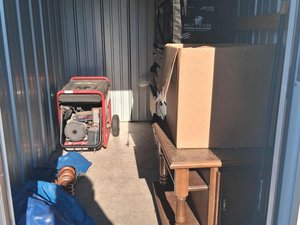 5 x 10 storage unit in Genoa City, WI