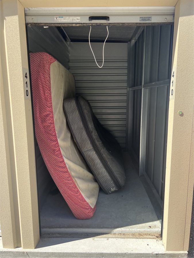 5 x 10 storage unit in Hattiesburg, MS