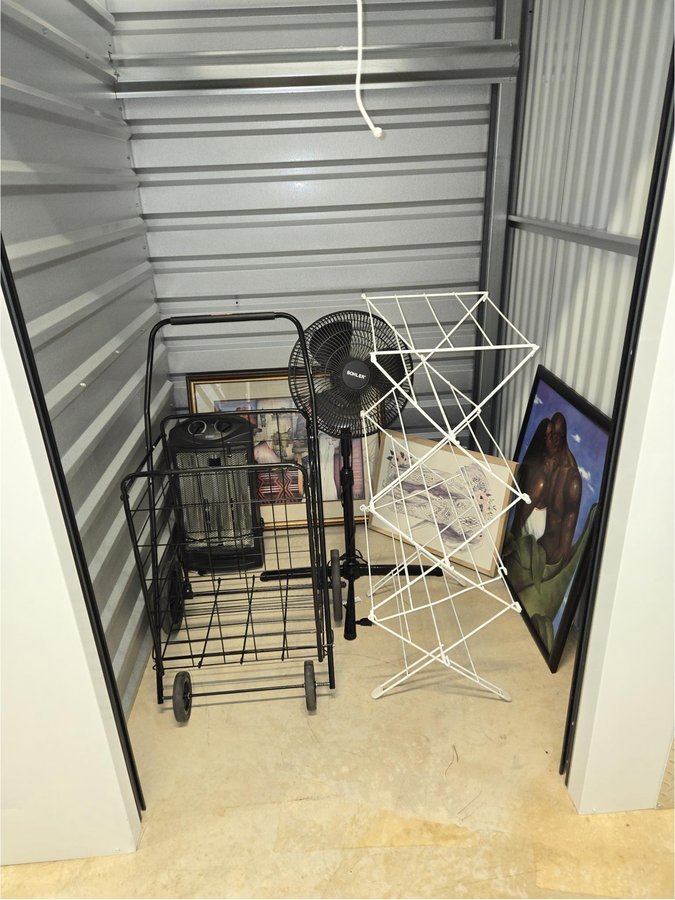 5 x 5 storage unit in Kennesaw, GA
