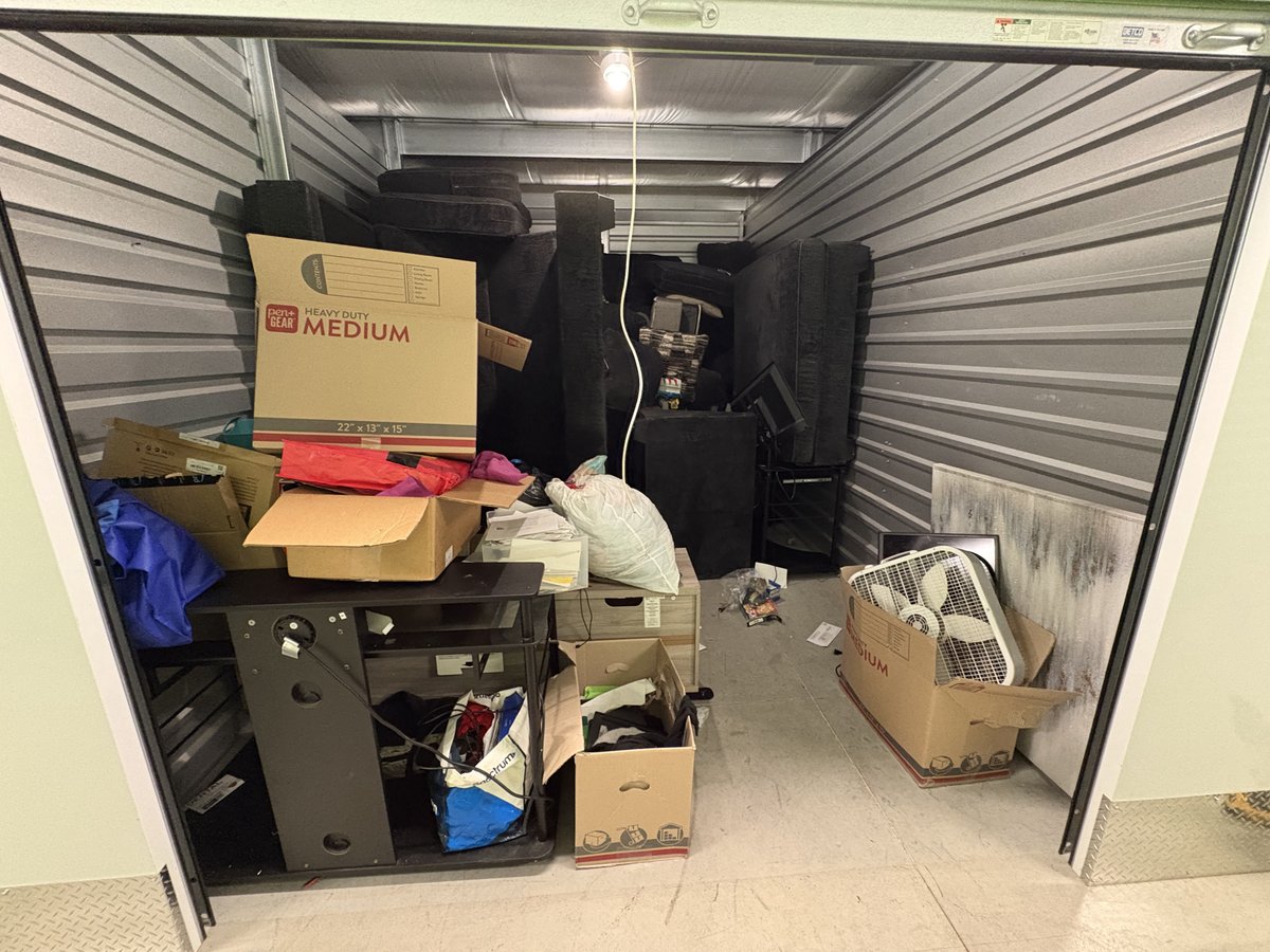 10 x 15 storage unit in Avon, IN