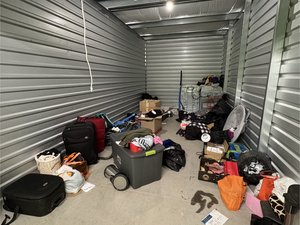 10 x 20 storage unit in Avon, IN