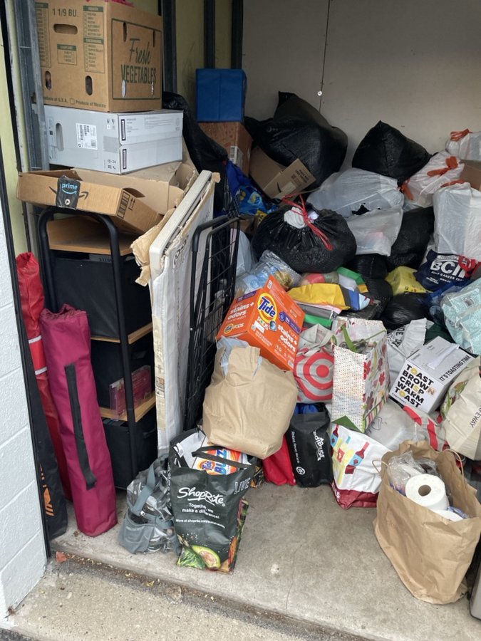 10 x 10 storage unit in Edgewater Park, NJ