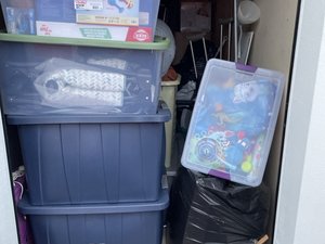 5 x 10 storage unit in Edgewater Park, NJ