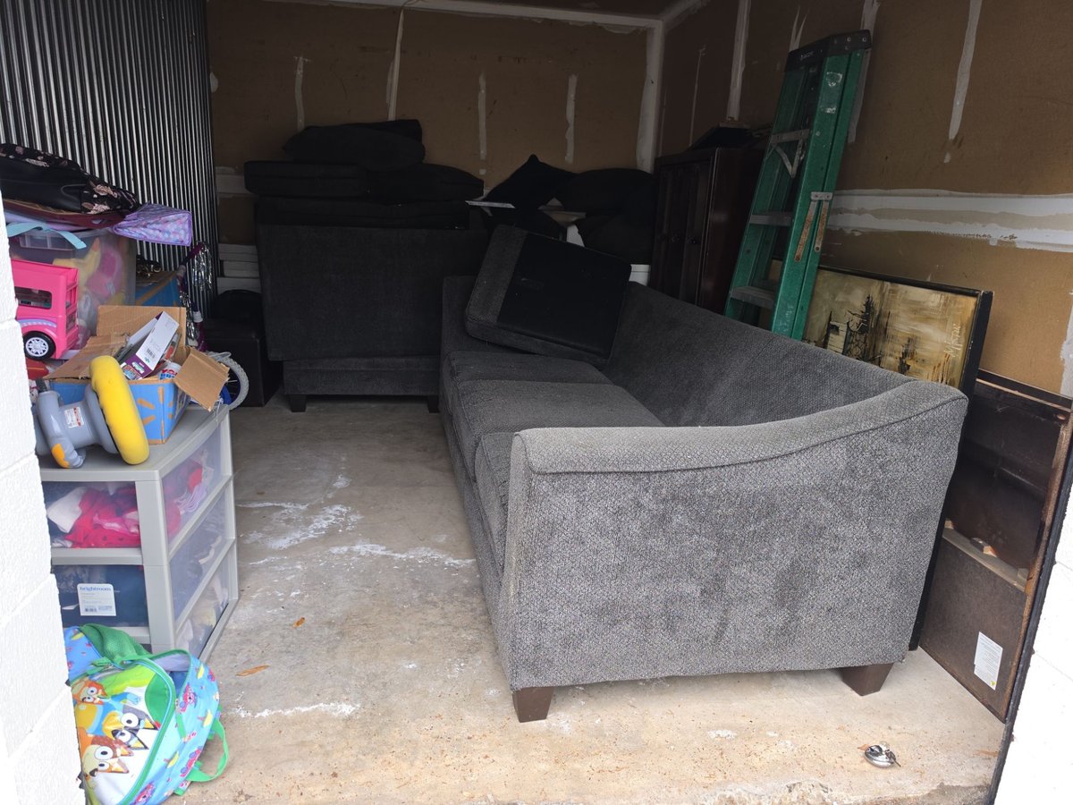 10 x 15 storage unit in Charlotte, NC