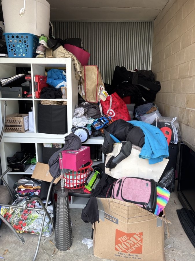 10 x 15 storage unit in Mercerville, NJ