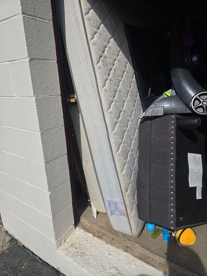 10 x 10 storage unit in Charlotte, NC