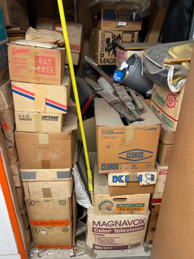 5 x 5 storage unit in Maple Shade, NJ