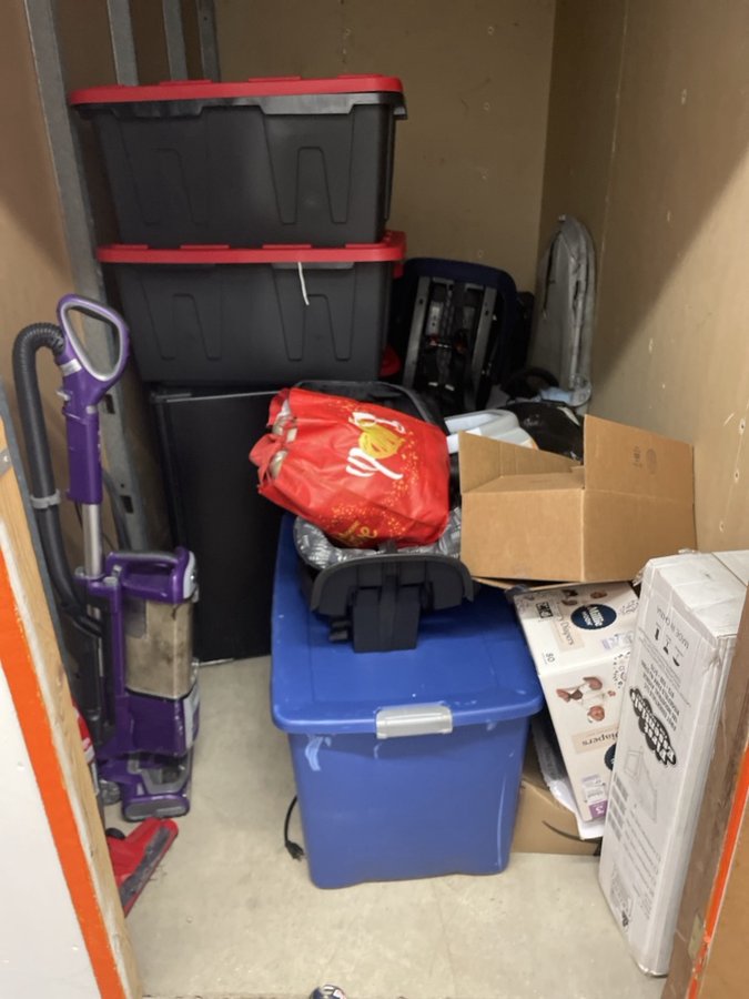 5 x 10 storage unit in Maple Shade, NJ