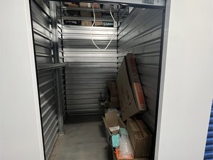 5 x 8 storage unit in Kapolei, HI