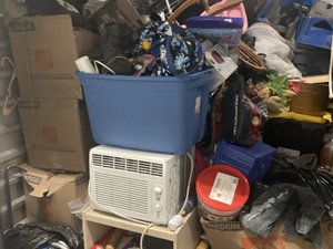 10 x 20 storage unit in Trenton, NJ