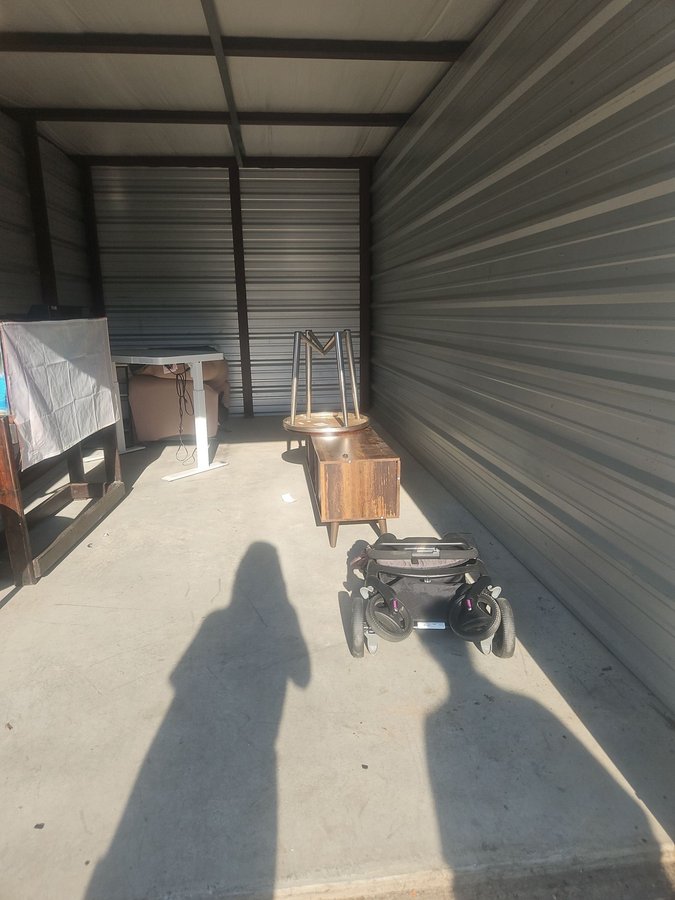 10 x 20 storage unit in Wilson, NC