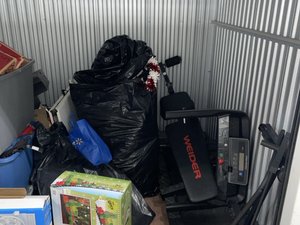 10 x 10 storage unit in Trenton, NJ