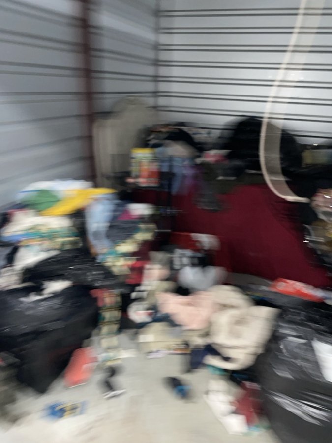 10 x 10 storage unit in Trenton, NJ
