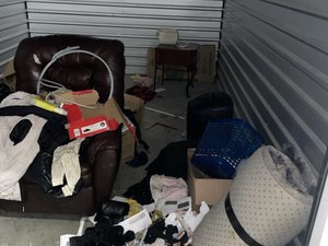 10 x 15 storage unit in Trenton, NJ
