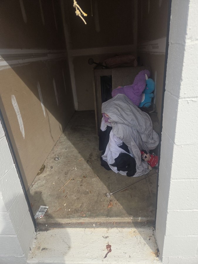 5 x 10 storage unit in Charlotte, NC