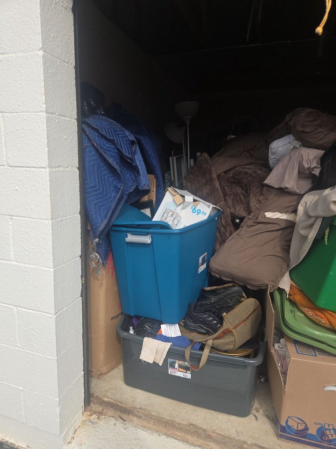10 x 15 storage unit in Charlotte, NC