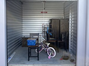 10 x 10 storage unit in Redlands, CA