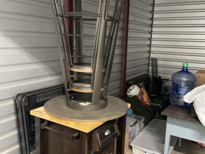 10 x 15 unit in Trenton