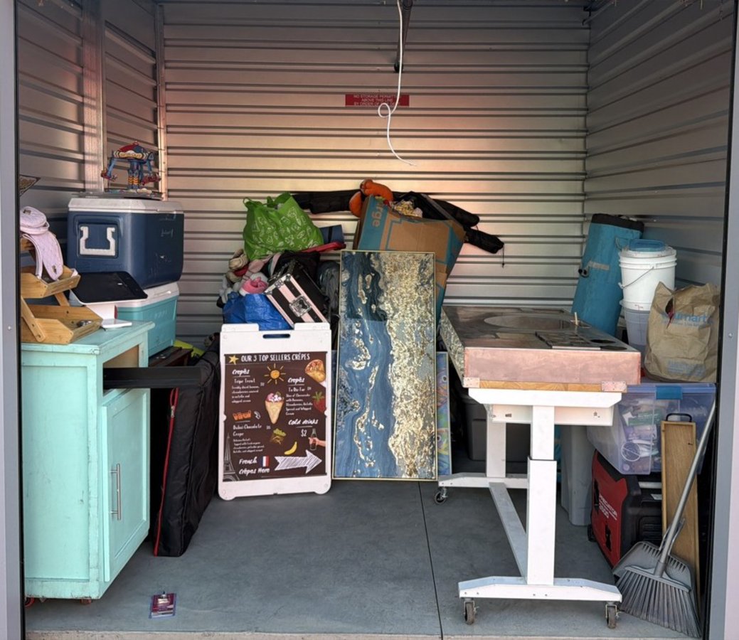 10 x 10 storage unit in Redlands, CA