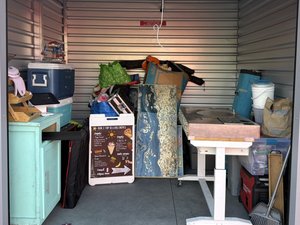10 x 10 storage unit in Redlands, CA