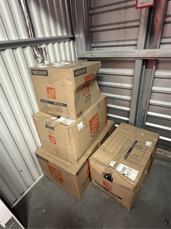 5 x 5 storage unit in Tampa, FL