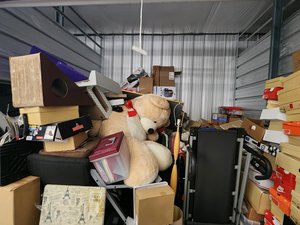 10 x 10 storage unit in Brunswick, GA